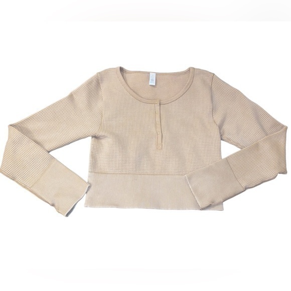 aerie Tops - Aerie Women's Offline Thermal Long Sleeve w Thumb Holes